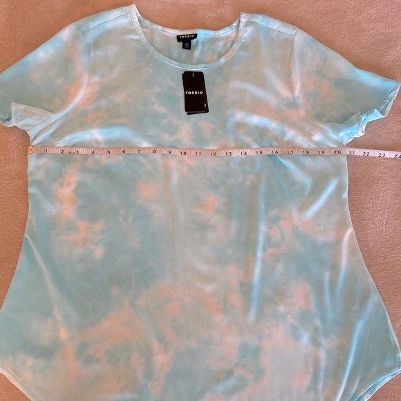 Torrid Soft Short Sleeve Cloud Top - Size 00 (M) - Picture 9 of 13